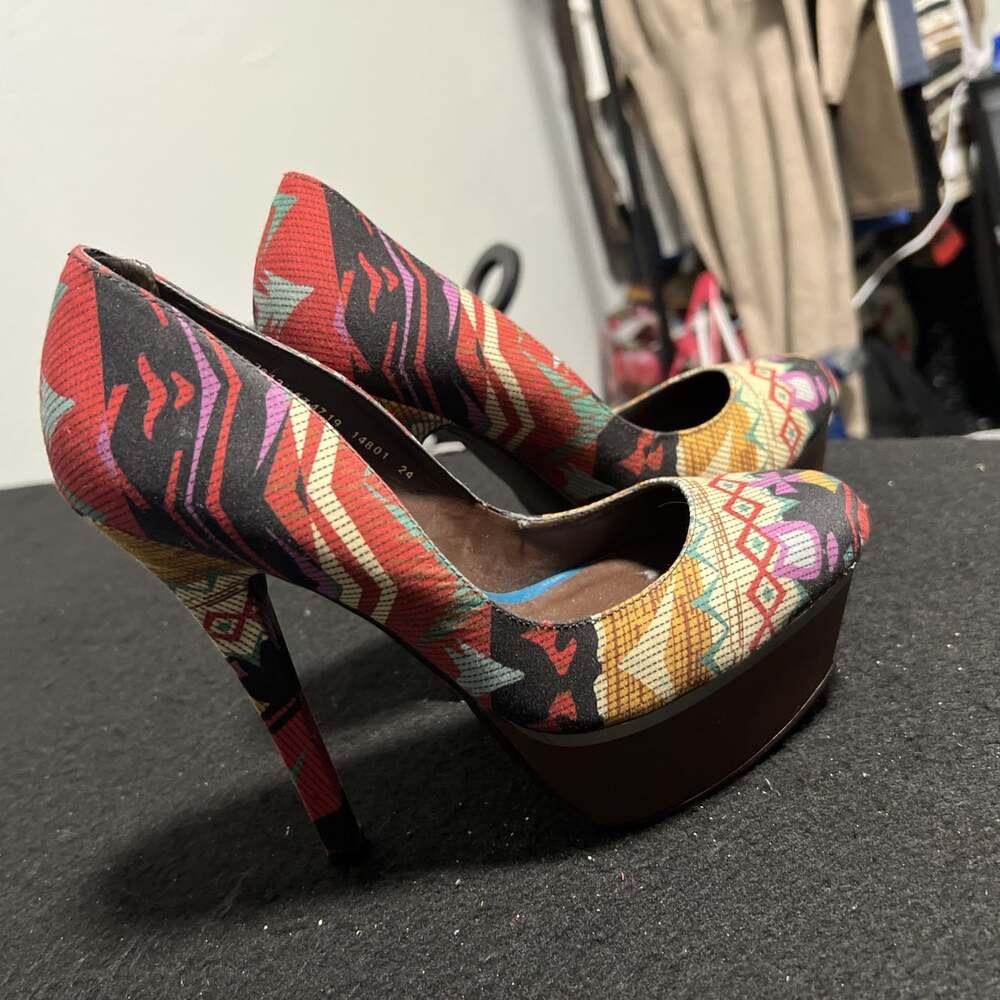 Andrea México Vibrant Platform & High Heel Size 7 Multicolor Aztec Fiesta